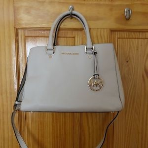 Michael Kors Medium Satchel